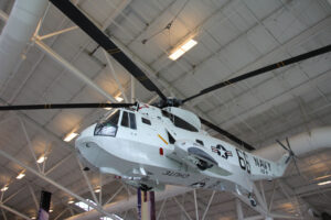 Sikorsky Sea King trupového čísla 66 v Evergreen Aviation & Space Museum